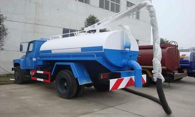 梁山吸糞車(chē)